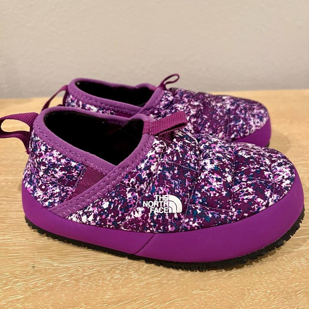 NWOT North Face Thermoball Slippers Toddler Size 11